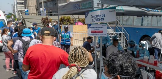 Perú busca contener tercera ola de pandemia