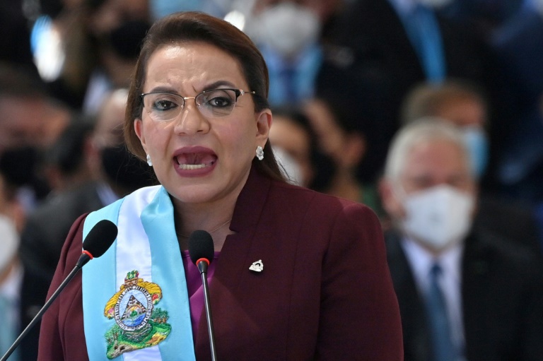 Xiomara Castro propone un Honduras 'socialista y democrático'