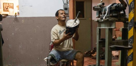 auchero para seres humanos- amputados fabrican prótesis en Venezuela