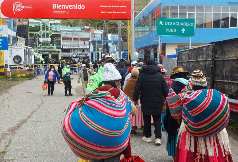 Perú retira restricciones de aforo para espacios cerrados