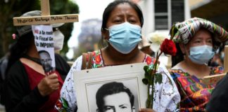 Sobrevivientes de guerra civil en Guatemala demandan justicia