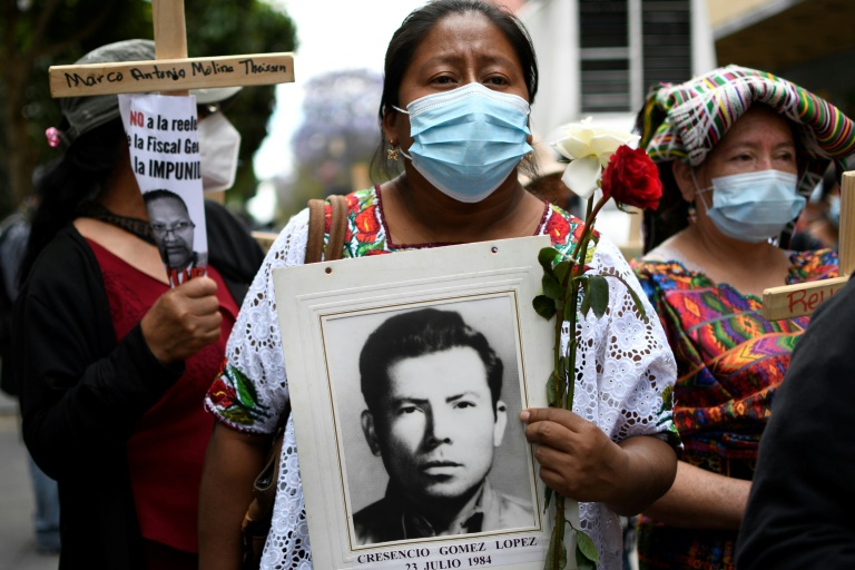 Sobrevivientes de guerra civil en Guatemala demandan justicia