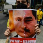 Delegación de EEUU viaja a Venezuela y sostiene conversaciones con Maduro