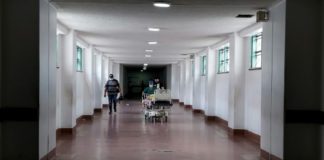 Denuncian muertes en Venezuela por fallas eléctricas en hospitales