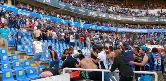 Más de 20 heridos por violencia en partido de fútbol de México