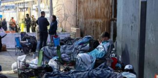 'No podemos regresar' rusos esperan en México asilo de EEUU