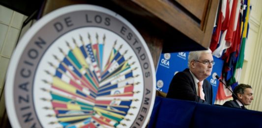 OEA suspende a Rusia como observador permanente