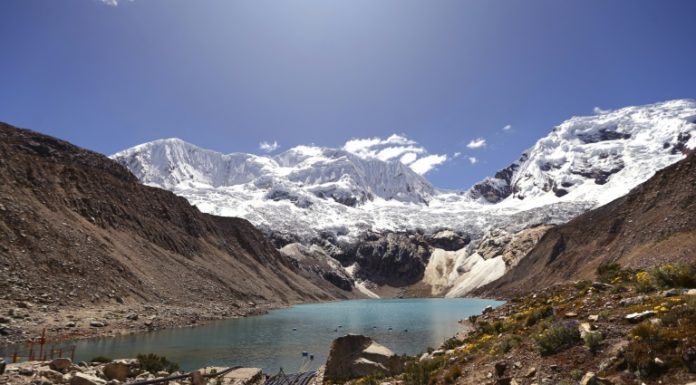 Debaten en tribunal alemán culpa del deshielo de glaciares peruanos