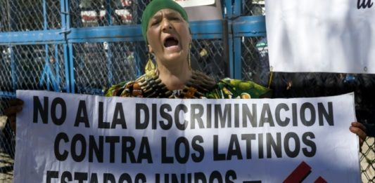 Estudio destaca discriminacion entre Latinos en EEUU