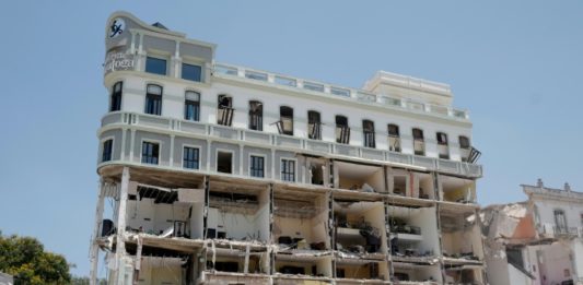 Explosión en hotel céntrico de La Habana deja 9 muertos y 40 heridos