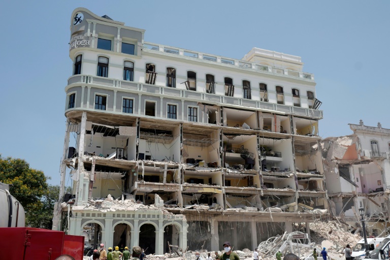 Explosión en hotel céntrico de La Habana deja 9 muertos y 40 heridos