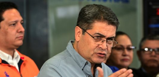 Expresidente de Honduras se declaró 'no culpable' de cargos de narcotráfico