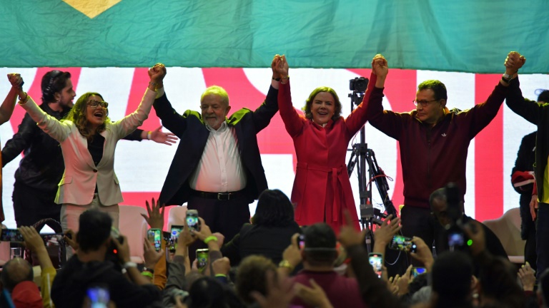 Lula da Silva se lanza de nuevo a la presidencia de Brasil