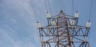 Regulador de energía de México multa a la firma española Iberdrola