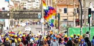 Ecuador suspende negociaciones con manifestantes indígenas