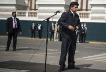 Fiscalía cita al presidente de Perú en causa por tráfico de influencias