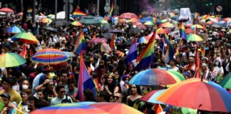 Las calles son nuestras vuelve la marcha por el Orgullo en México