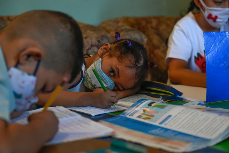 Pandemia retrasó dos años la educación de niños en América Latina