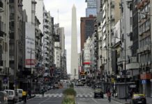 Prohíben uso de lenguaje inclusivo en escuelas de Buenos Aires