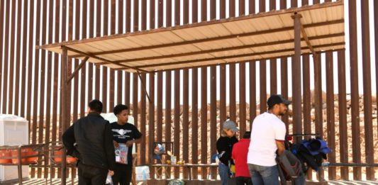Yuma, la puerta de entrada para miles de migrantes en EEUU