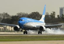 Avión aterriza de emergencia en Argentina por falsa alarma