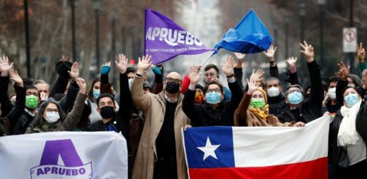 Inician campaña en Chile para el plebiscito de su nueva Constitución