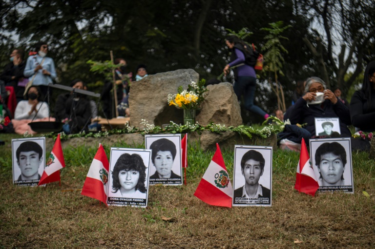 Madre peruana busca a su hijo desaparecido hace 30 años por militares