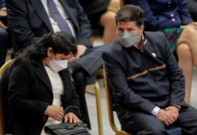 Primera dama de Perú declara por caso de supuesto tráfico de influencias