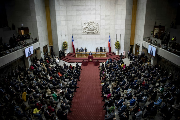 Diputados de Chile deberán someterse a test de drogas