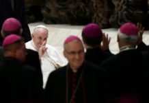 El papa nombra 20 cardenales para varios países