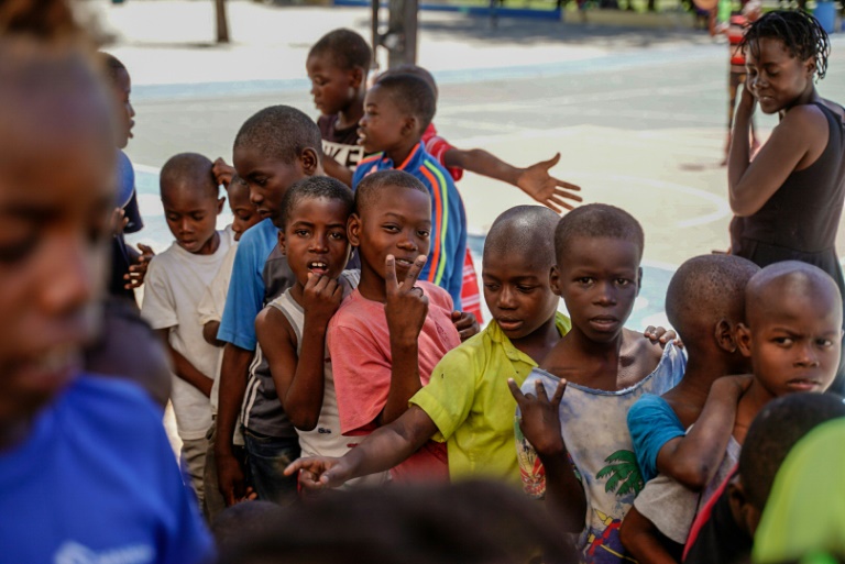 Futuro incierto para niños de Haití salvados de la violencia pandillera