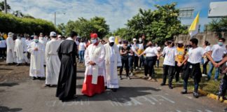 Iglesia católica de Nicaragua busca salida a situación de obispo Álvarez