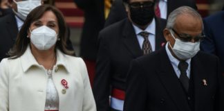 Renuncia el primer ministro de Perú Aníbal Torres