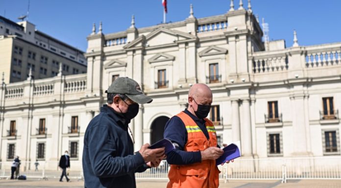 Texto de propuesta de Constitución en Chile despierta el interés del público