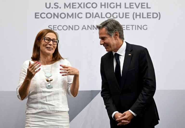 México acepta iniciativa de EEUU para producir semiconductores