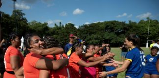 Reclusas en Venezuela encuentran cambio y esperanza en el rugby