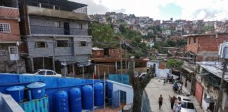 'Lata de agua', un proyecto de captación de lluvias en Venezuela