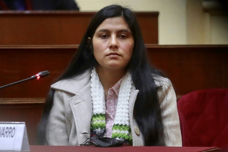 Sale en libertad Yenifer Paredes, cuñada del presidente peruano