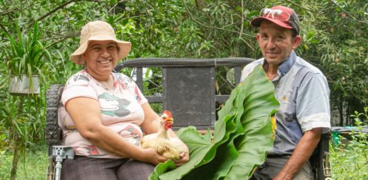 Una madre se convierte en heroína de la alimentación en Colombia