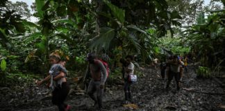 Venezolanos buscan evitar el Darién viajando por mar a Nicaragua