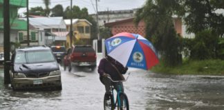 Centroamérica en alerta ante avance de huracán Lisa