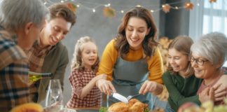 Cómo evitar comer en exceso este Día de Acción de Gracias