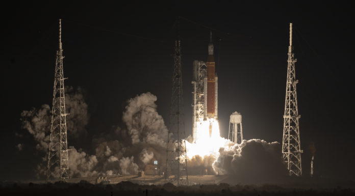 NASA reanuda su misiones a la Luna con el lanzamiento de Artemis I
