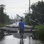 Tormenta Lisa pasa por México y se degrada a depresión tropical