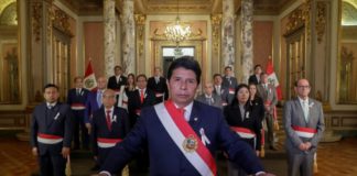 Congreso de Perú destituye al presidente Pedro Castillo