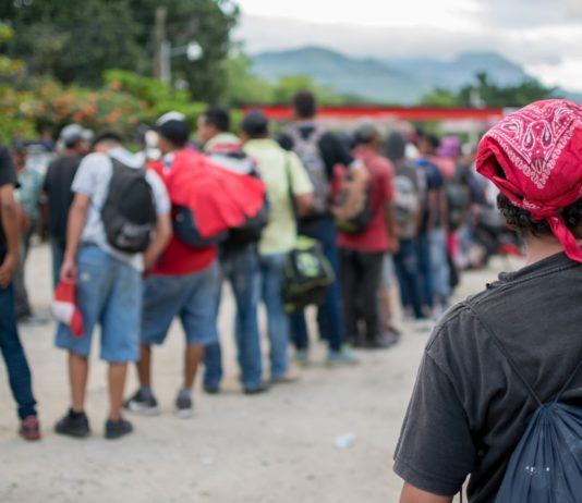 Corte Suprema reafirma vigencia de la restricción fronteriza Título 42