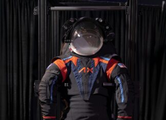 Astronautas de la Misión Artemis III usarán un nuevo diseño de traje espacial