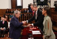 El poeta venezolano Rafael Cadenas recibe el Premio Cervantes 2022