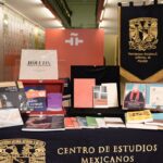 Caja de las Letras del Instituto Cervantes recibe legado del exilio español en la UNAM