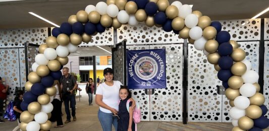 Distrito de Escuelas Primarias de Anaheim inicia año escolar con nuevos programas